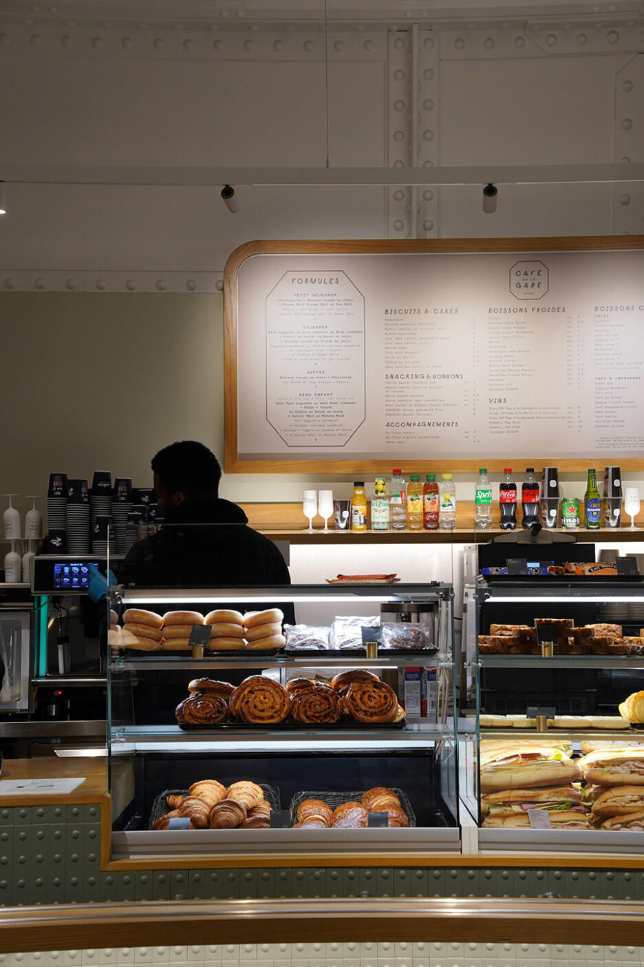 3.-SERVICE-AU-COMPTOIR-ET-VENTE-A-EMPORTER