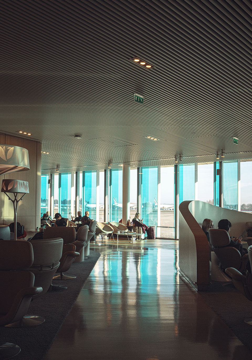 6.-SALON-AEROPORTUAIRE